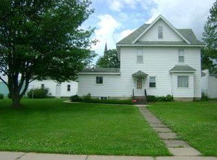 305 Alfred St, Athens, WI 54411