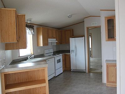 2nd image of 2839 Pocatello Ave Trailer 5