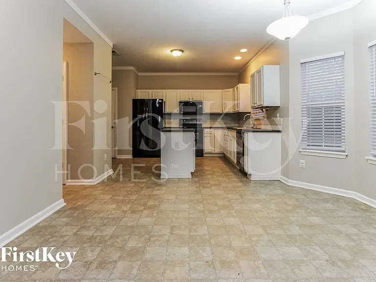 4700 Cork Ct — Photo 5