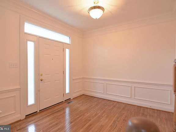 4th image of 21207 Hickory Forest Way
