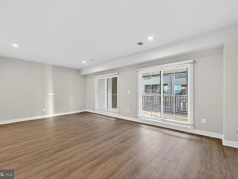 1654 Kirkman St — Photo 4