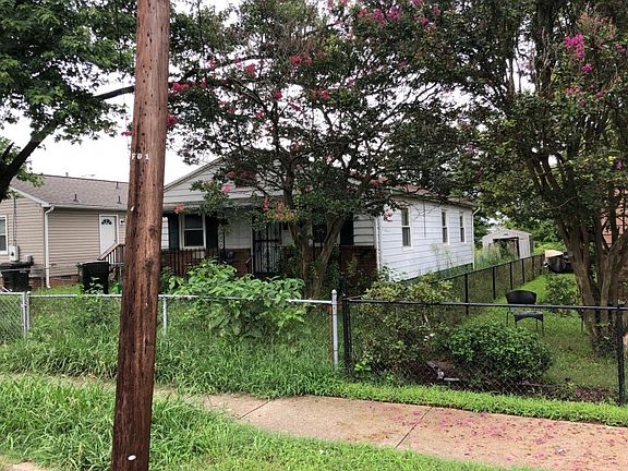2nd image of 1402 Lenmore St