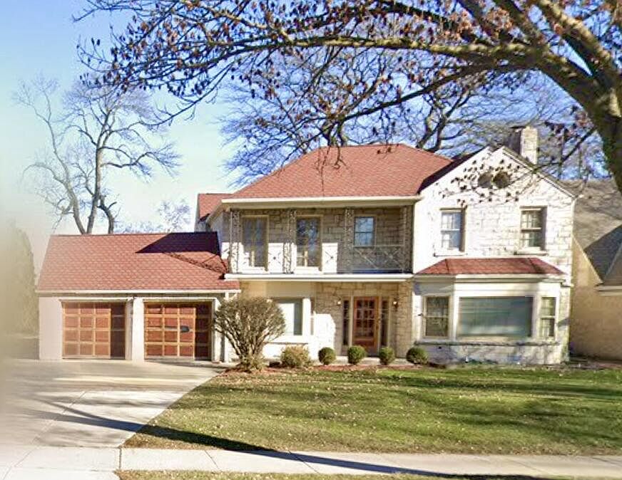 1st image of 4120 N Lake DRIVE
