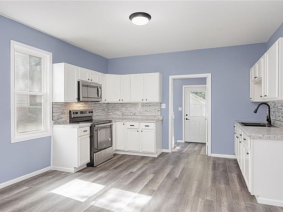 5th image of 2328 S 15th St