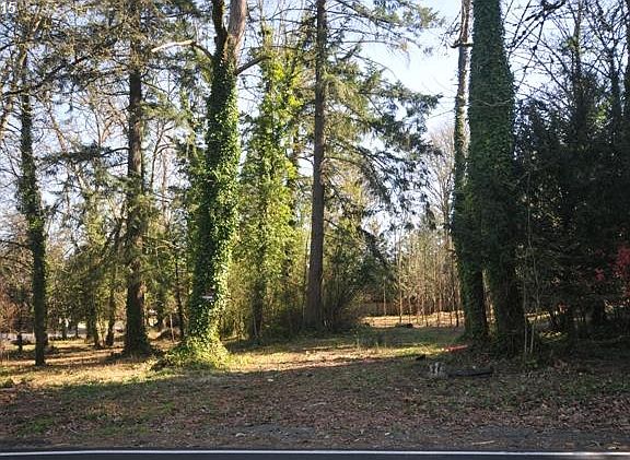 2nd image of 4300 SW Laurelwood Dr