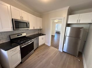 7239 N Sheridan Rd #2, Chicago, IL 60626