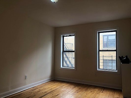 4th image of 708 W 170th St #59