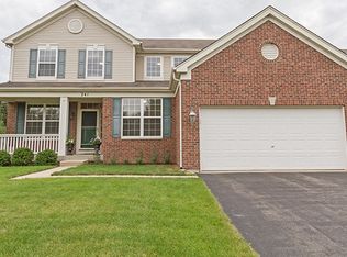 241 Alpine Ct, Gilberts, IL 60136