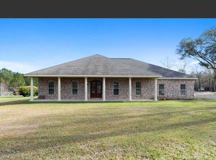 14594 Ramsay Oaks Dr, Vancleave, MS 39565