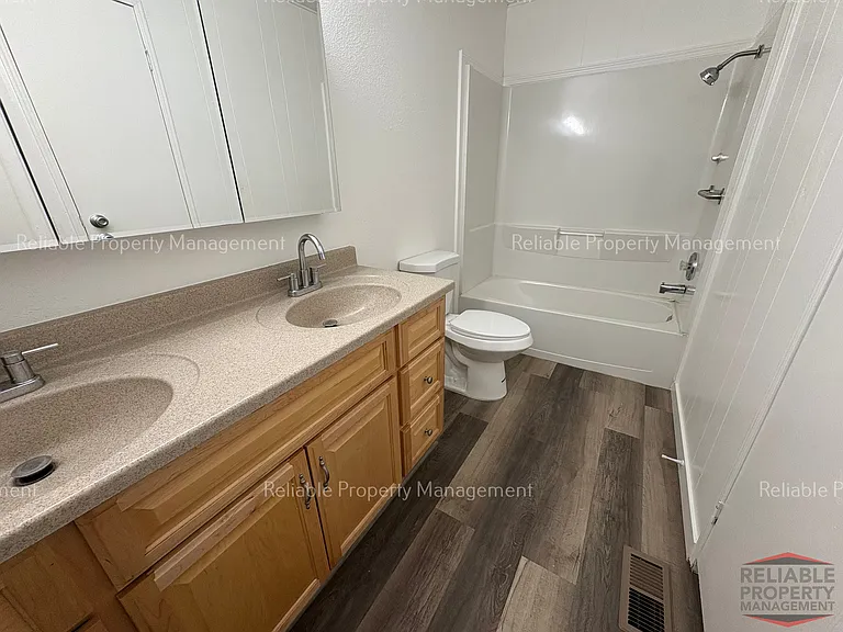 6508 S 5th Ave #A — Photo 7