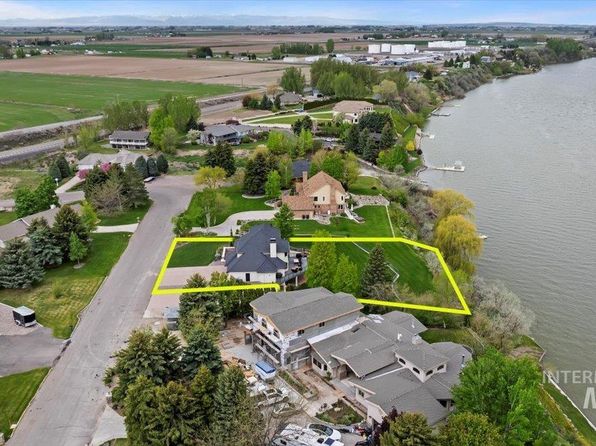 496 Riverside Dr, Burley, ID 83318