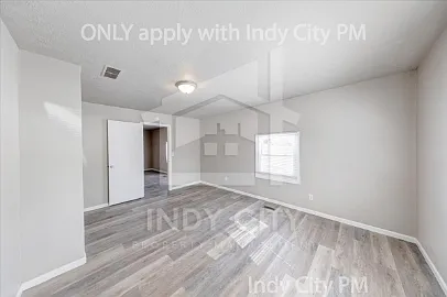3440 N Harding St — Photo 16