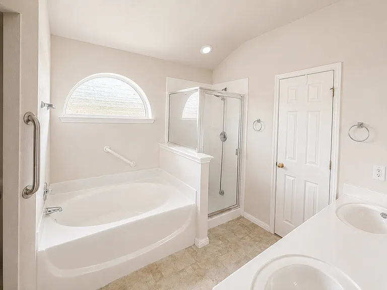 1327 Walter Ellison Dr — Photo 6