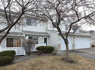8639 Quarry Ridge Ln UNIT B, Woodbury, MN 55125