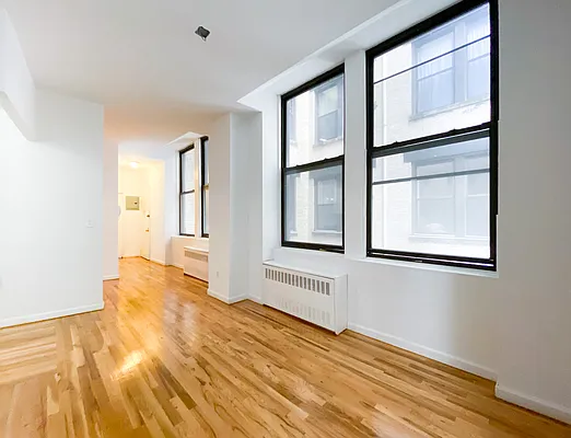 Rented by City Connections Realty | media 11