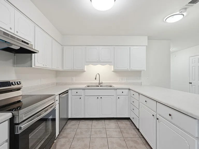 403B Yancey St — Photo 16