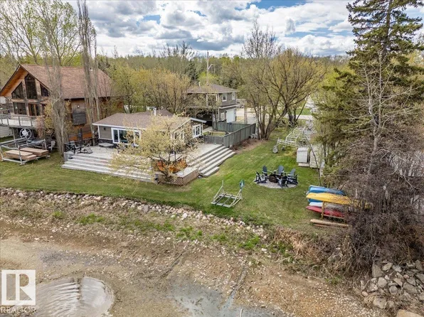 17 Lakeshore Dr, Sundance Beach, AB T0C 2P0