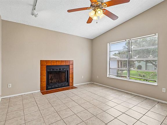 3rd image of 4842 S SEMORAN BOULEVARD #705