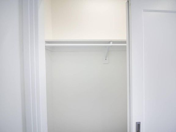 5th image of 720 Jones St #26