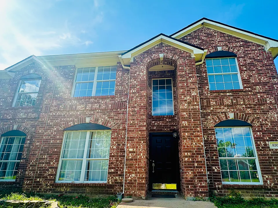 830 San Jacinto Dr