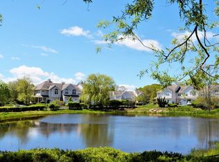 2503 Willow Pond Dr, Riverhead, NY 11901