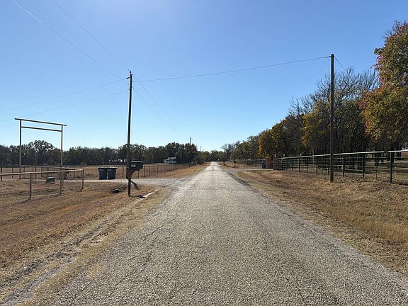 5th image of 325 Dixie Rd