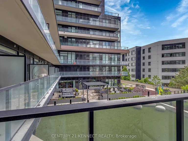 285 Dufferin St #307 — Photo 21