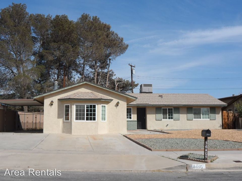 1st image of 36405 Hawthorn Dr