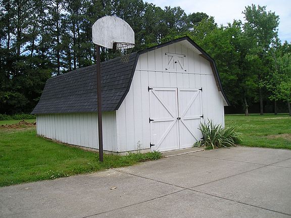 Storage Barn 