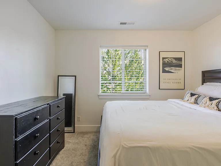 63121 De Haviland Ct — Photo 27