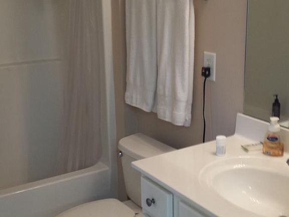 Upstairs 3rd. Full Bathroom