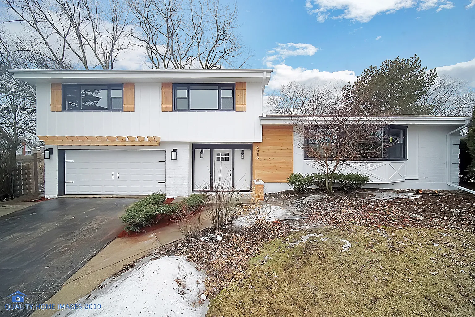 2955 Lilac Ln photo 1