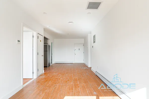 Rented by Reside New York | media 22