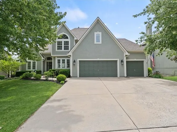 20811 W 100th St, Lenexa, KS 66220