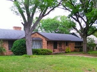 827 Wood River Rd, Dallas, TX 75232