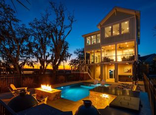 538 Towles Crossing Dr, Johns Island, SC 29455