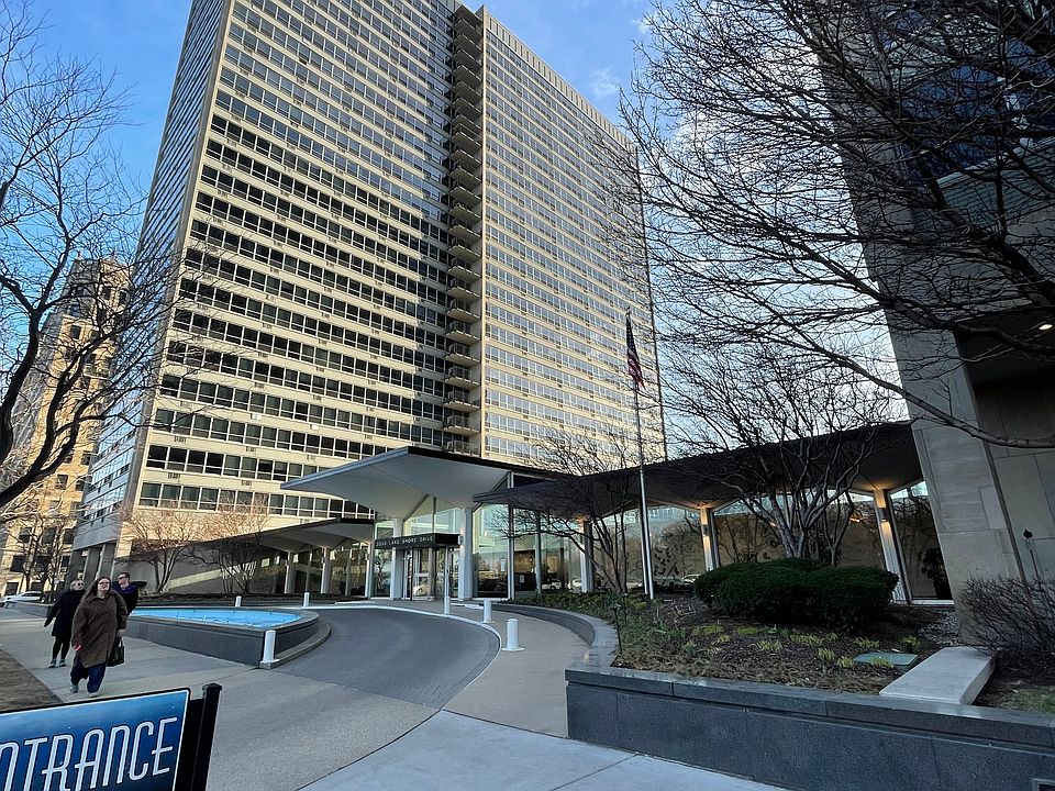 1st image of 3550 N Lake Shore Dr APT 1521