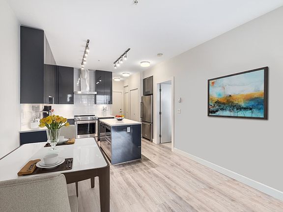 3rd image of 1728 Gilmore Ave #107