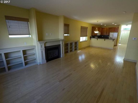 4th image of 5914 NE 48th St