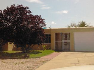322 Chama St NE, Albuquerque, NM 87108