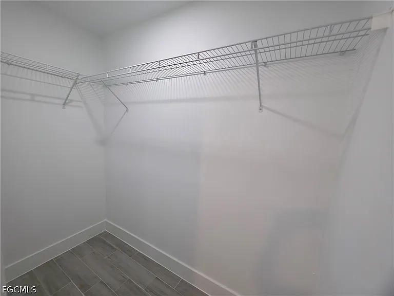 2907 SW Santa Barbara Pl — Photo 17
