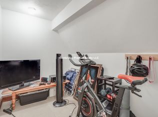 60 Powder House Blvd #13, Somerville, MA 02144