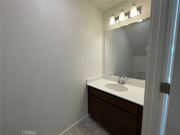4th image of 125 Long Trail Ln