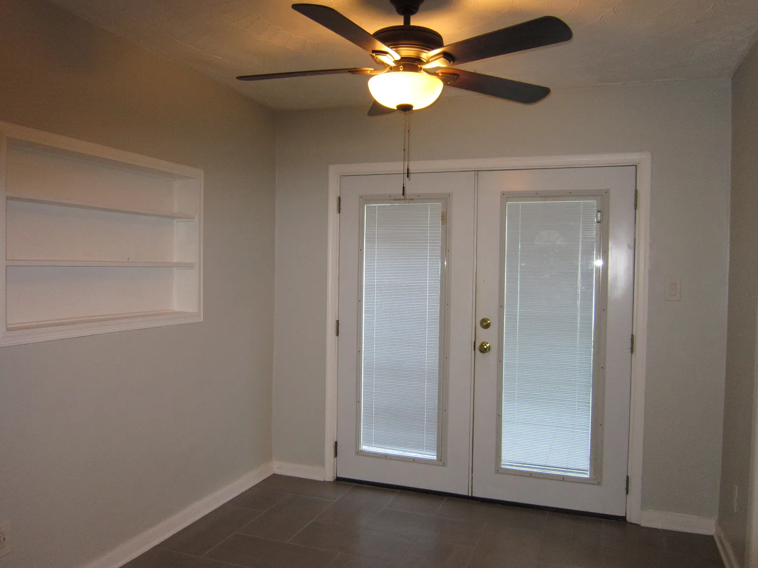 4 bed, 1700 sqft, $2,200 — Photo 4