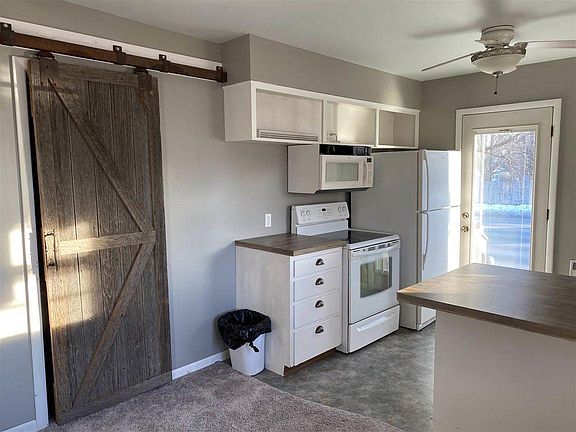 4th image of 3903 F Ave