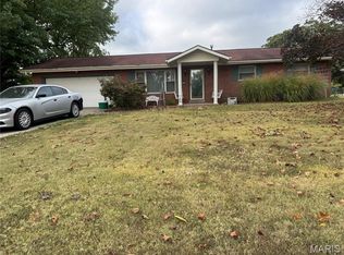 1221 Caulks Hill Rd, Saint Charles, MO