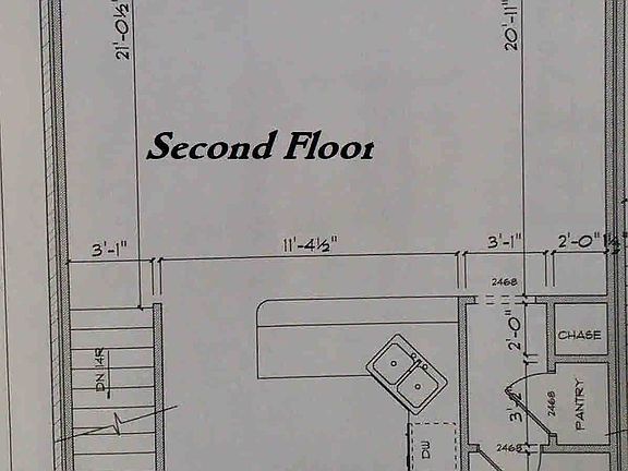 4th image of 295 Nancy Dr