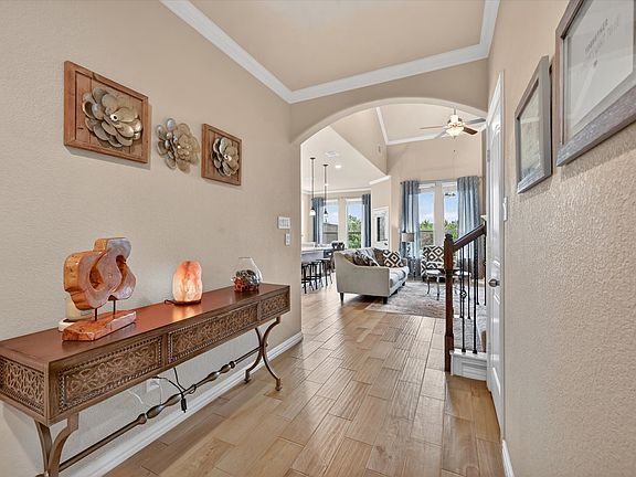 5th image of 11713 Lake Front Dr