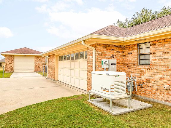 3rd image of 4008 Kerr Dr