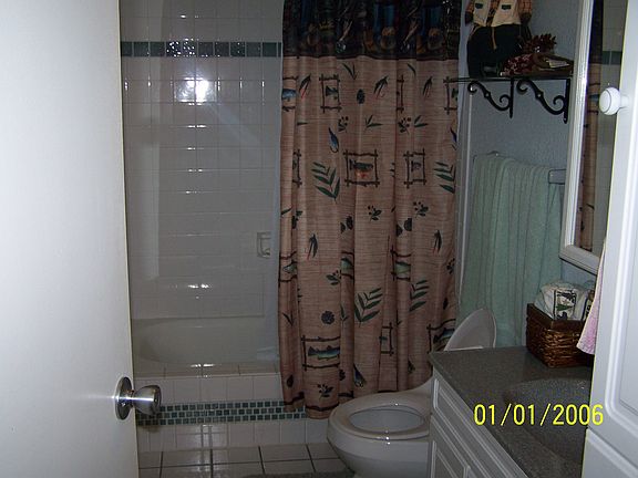 4th image of 2220 E Saint Andrews Dr N